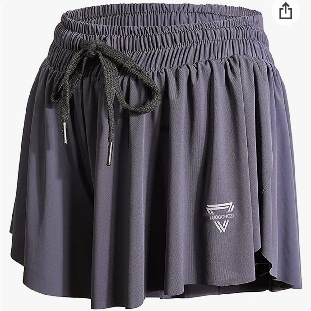 Gray Athletic Shorts: size Small